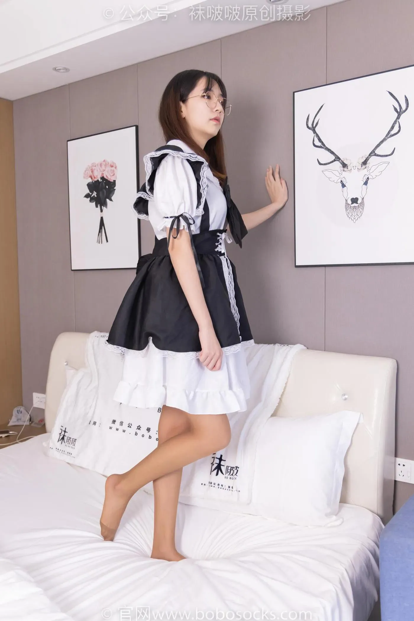 [BoBoSocks袜啵啵]NO.171 小甜豆-高跟鞋、板鞋、咖啡丝、女仆装 [147P]插图3